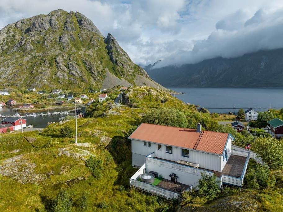 Sundet Lofoten Holiday House Villa Sund  Bagian luar foto